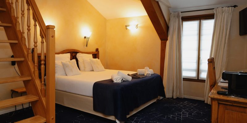 4ADB3D7F-3D1F-4F4E-8C47-9224062CC754